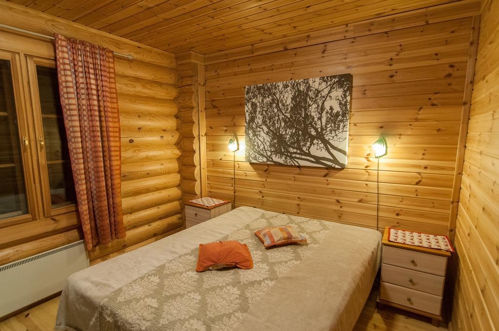 Vaelituvan Lomamoekit Punkaharju Zimmer foto